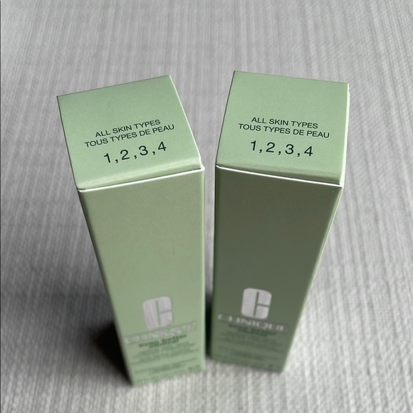 Clinique Even Better Clinical™ Radical Dark Spot Corrector + Interrupter… - Picture 8 of 12